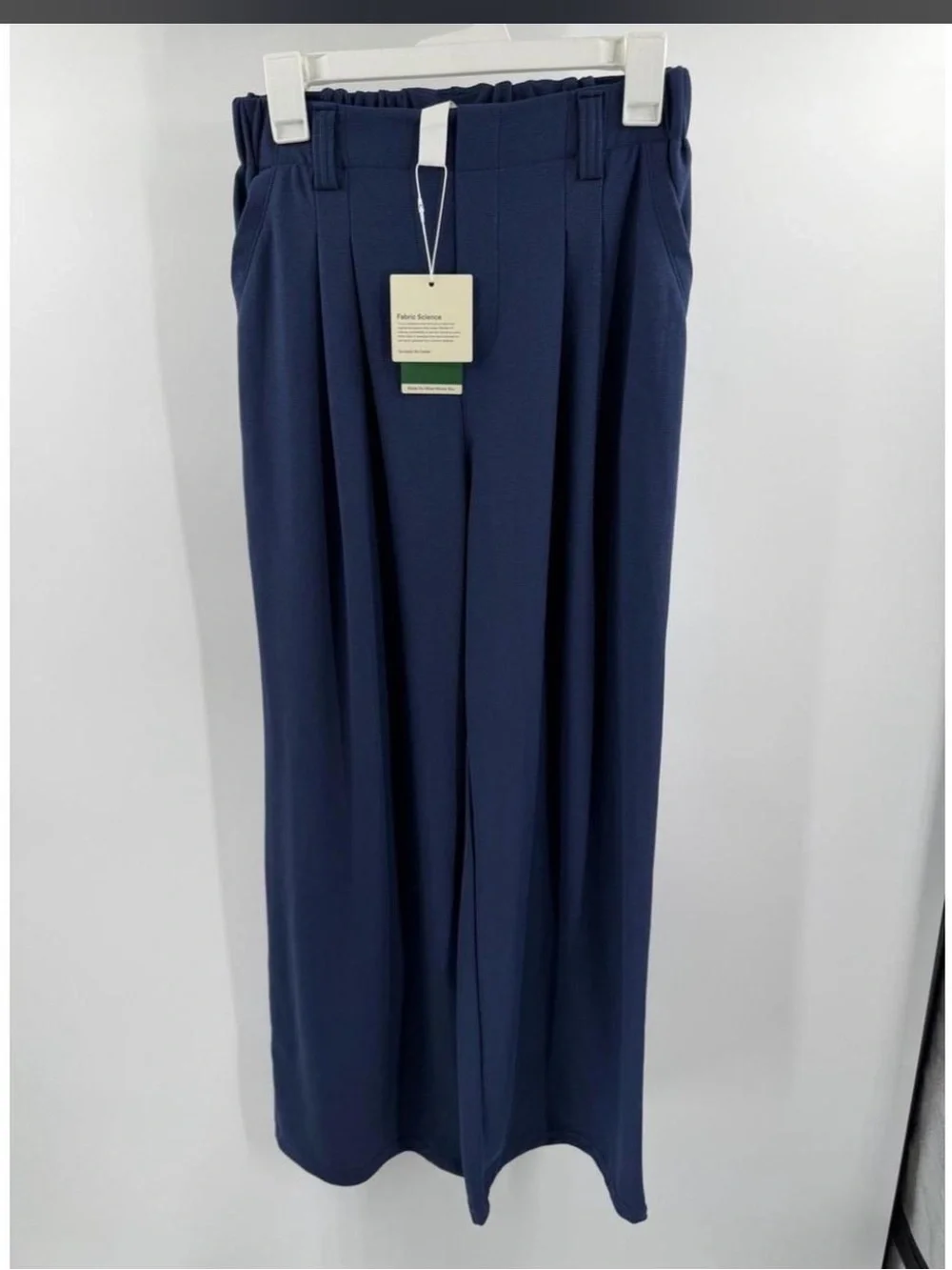 HALARA Navy Wide Leg Pleated Pants